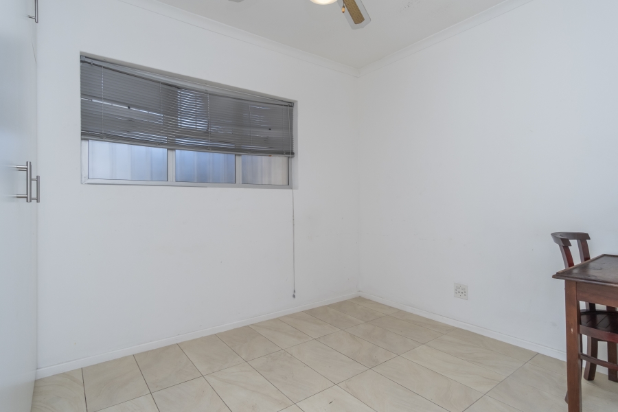 3 Bedroom Property for Sale in Sea Point Western Cape